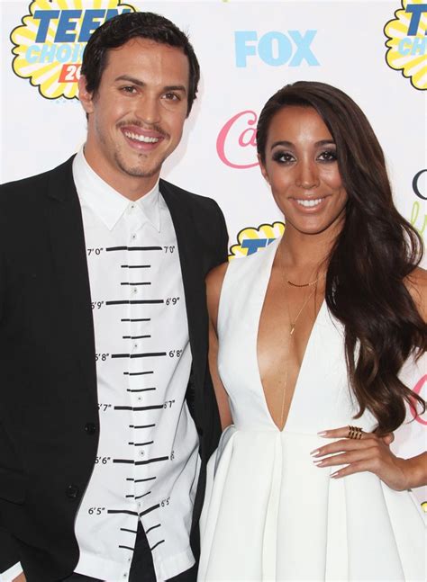 are alex & sierra still together|alex female.